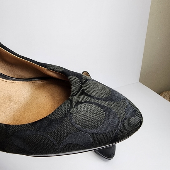 Coach Monogram Pump High Heels Women's Size 8 Black Pointed Toe Stiletto… - Picture 5 of 7